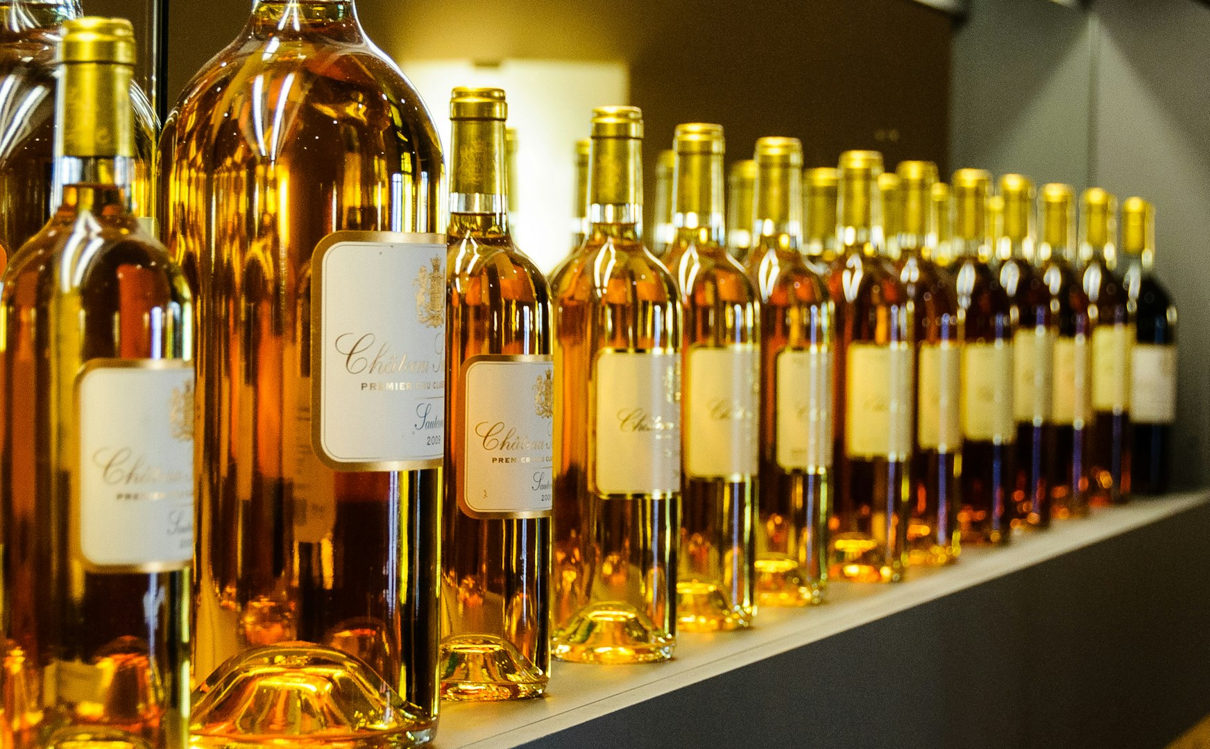 Wine tasting dessert wines