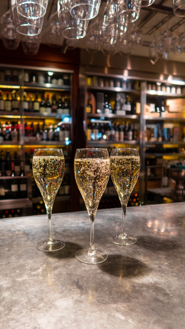 Champagneprovning & bubbelprovning i Stockholm